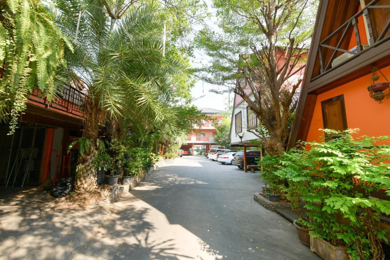 Oyo 549 Maesri Resort Pattaya Exterior foto
